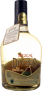 Mezcal Divino Joven with a Pear  0.75л