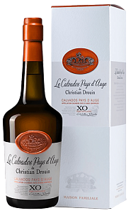 Christian Drouin XO Calvados Pays d'Auge AOC (gift box)  0.7л