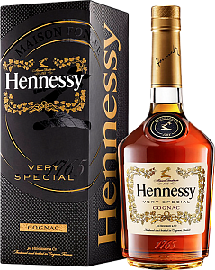 Hennessy Cognac VS (gift box)  0.7л